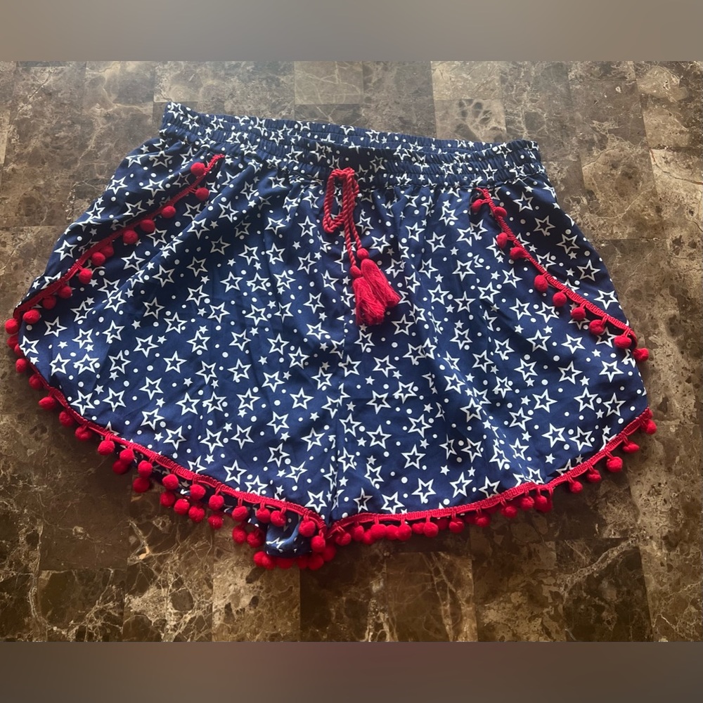 American and beyond shorts, XL NWT